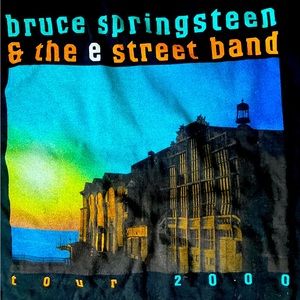 Bruce Springsteen concert t-shirt 2000. Never worn